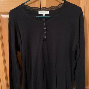 Black long sleeve shirt